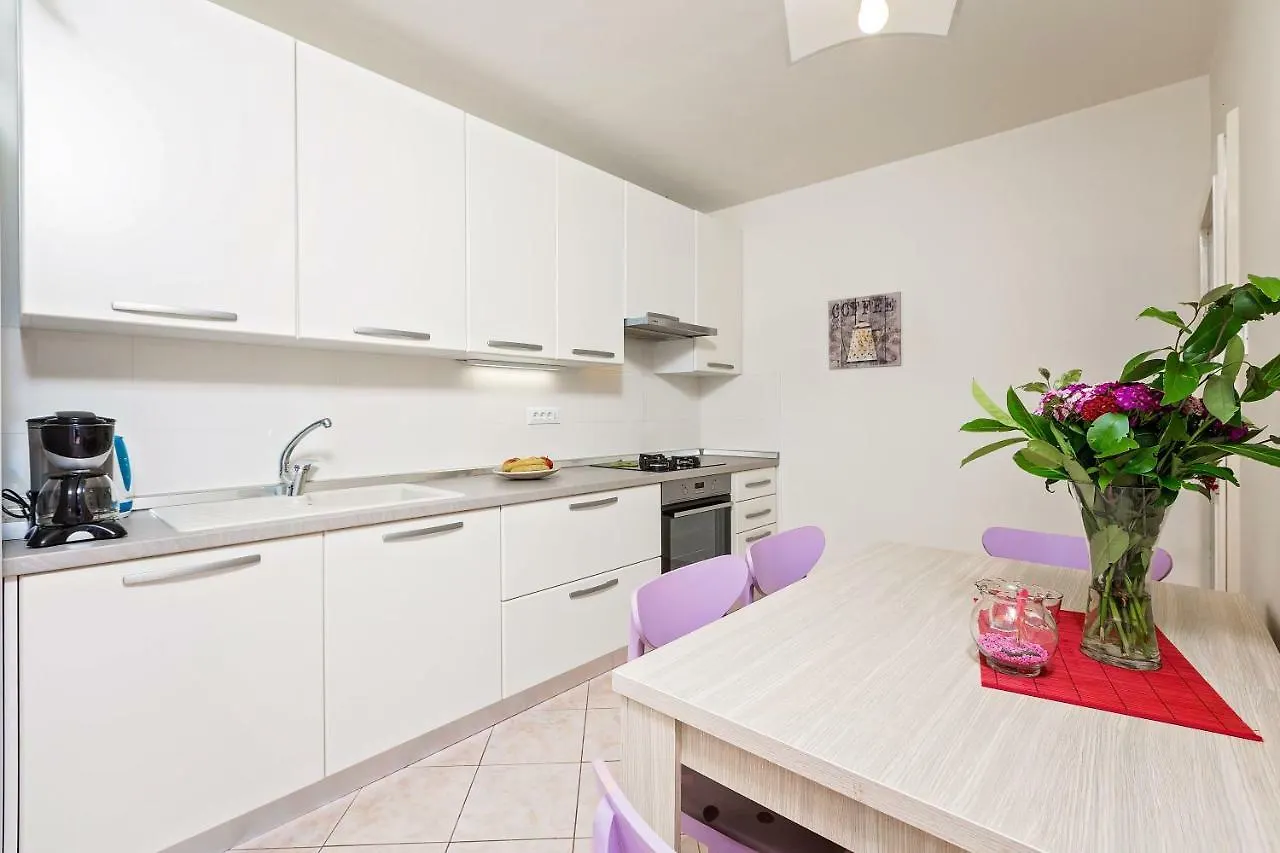 פורץ Apartment Rosa